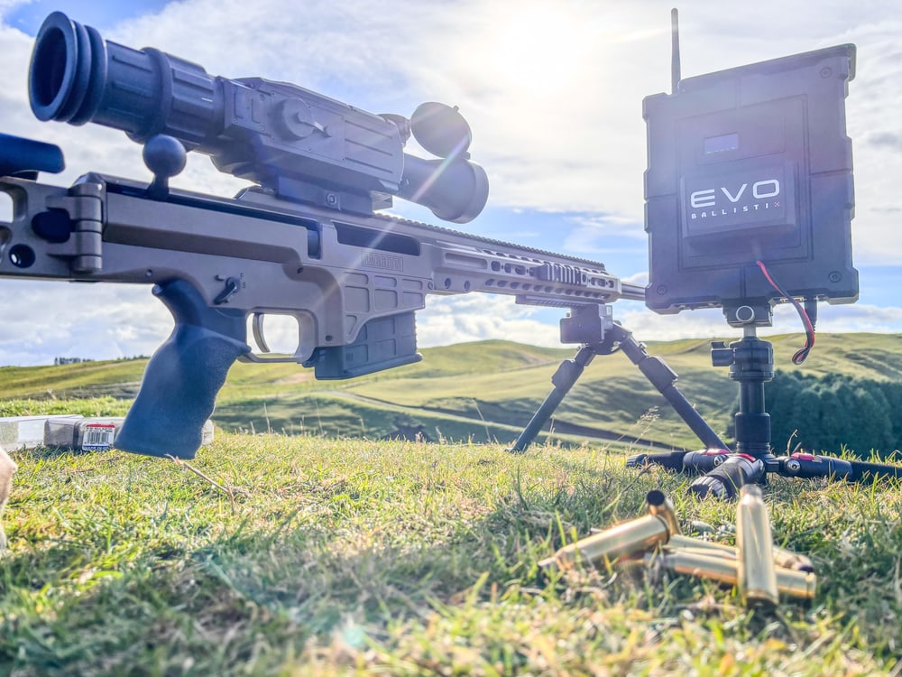 Ballistische Analyseplattform bei einer Erprobung im Freien
